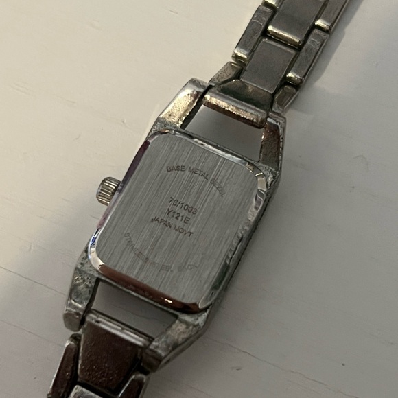 Vintage Lot of Two Women’s Silver Rectangular and Circular Wristwatches Giorgio - Picture 8 of 13